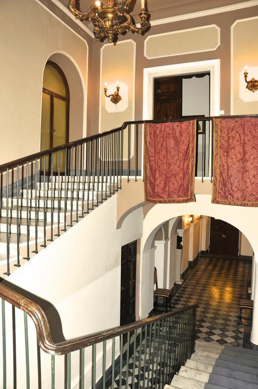 Alibrandi Palace Civitavecchia Exterior foto