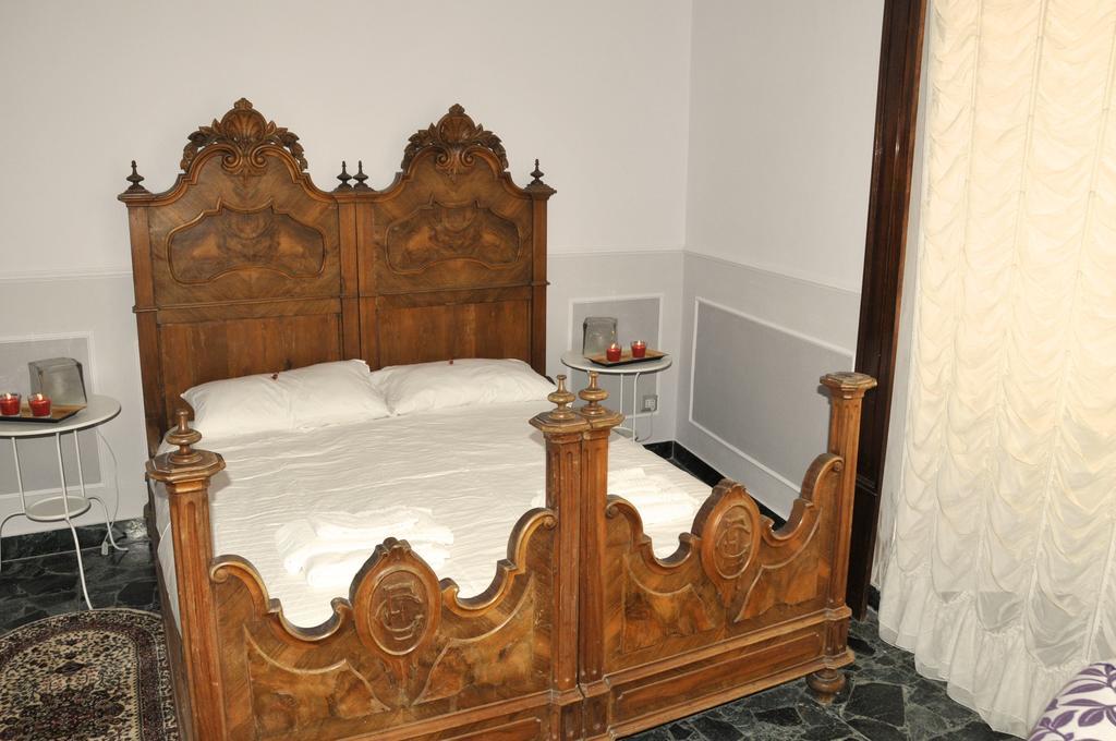 Alibrandi Palace Civitavecchia Cameră foto